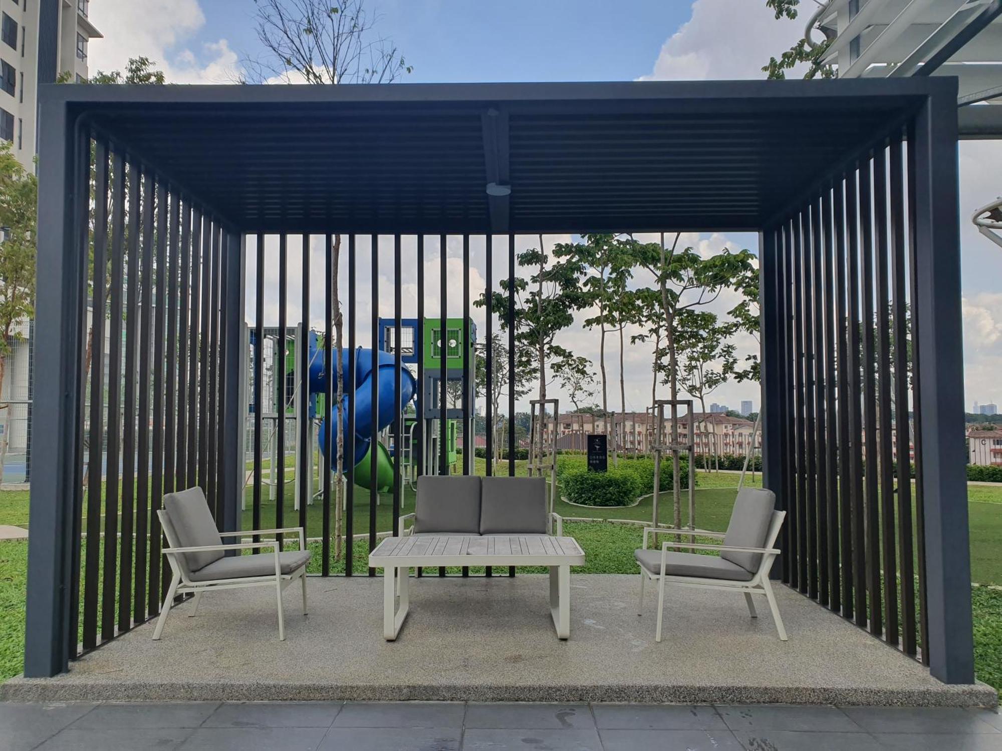 Highpark Suites At Petaling Jaya, Kelana Jaya By Plush Extérieur photo