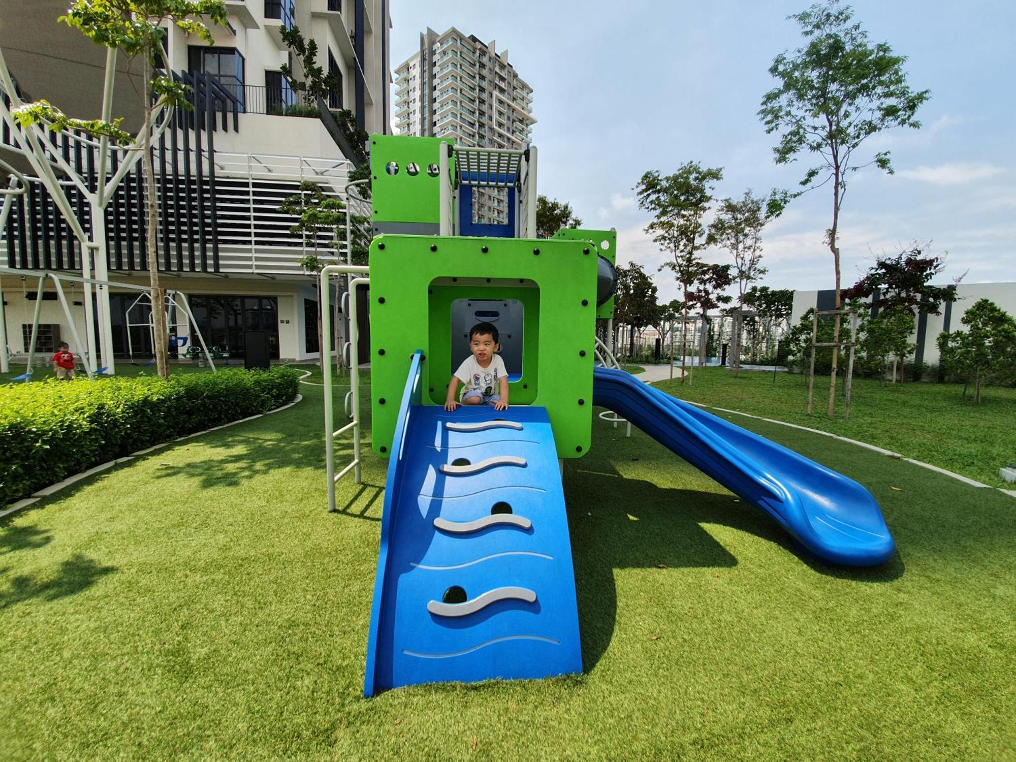 Highpark Suites At Petaling Jaya, Kelana Jaya By Plush Extérieur photo